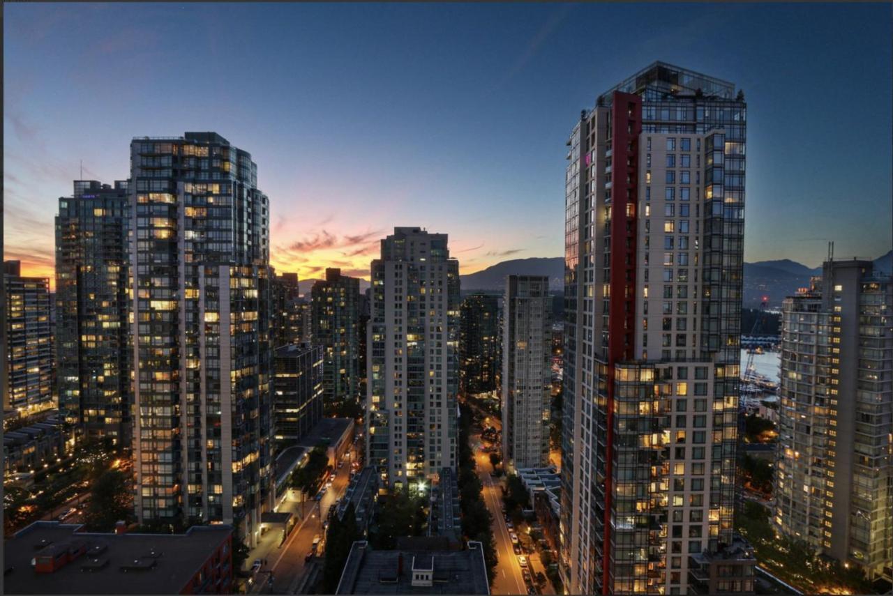 Best Location Downtown Chic Suites Ванкувер Экстерьер фото